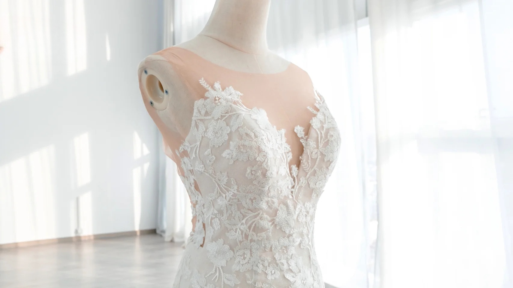 Dreamy Mermaid Tulle Lace Long Wedding Dresses C4387