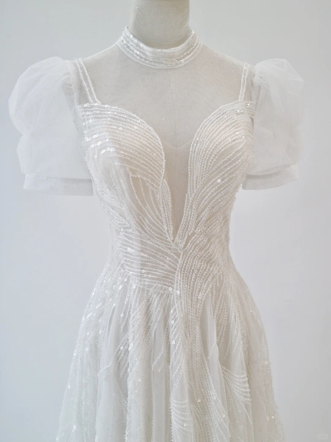 Princess A Line Tulle Sequin Blackless Short Sleeves Long Wedding Dresses C4400