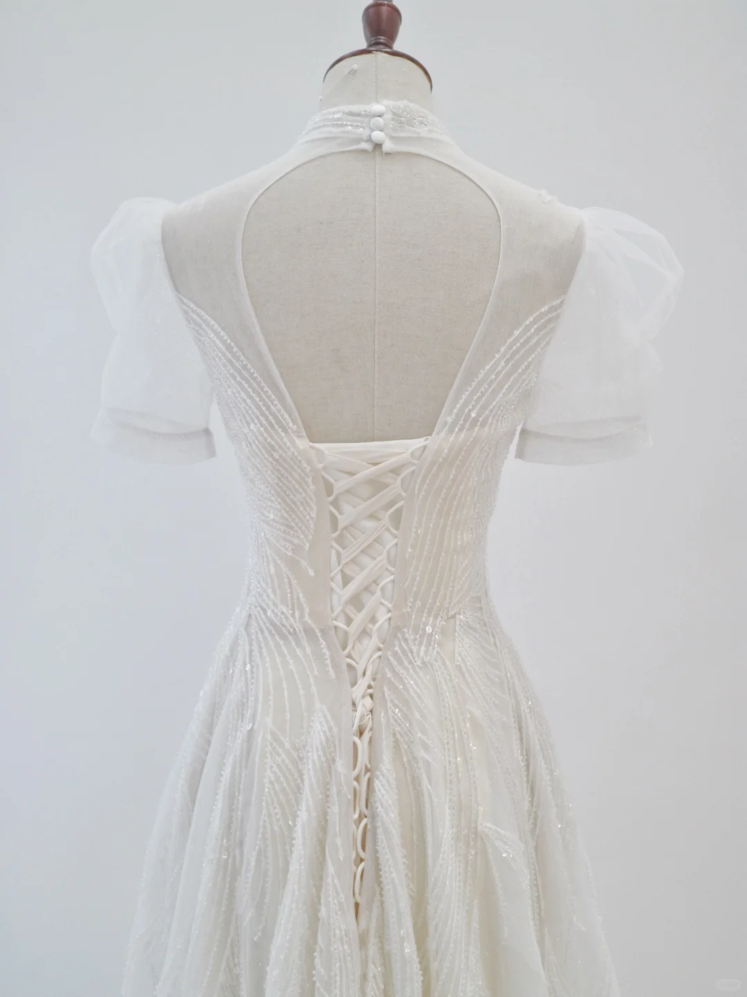 Princess A Line Tulle Sequin Blackless Short Sleeves Long Wedding Dresses C4400