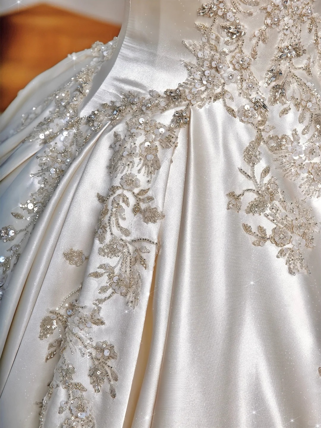 Gorgeous Ball Gown Strapless Satin Sequin Beads Long Wedding Dresses C4403