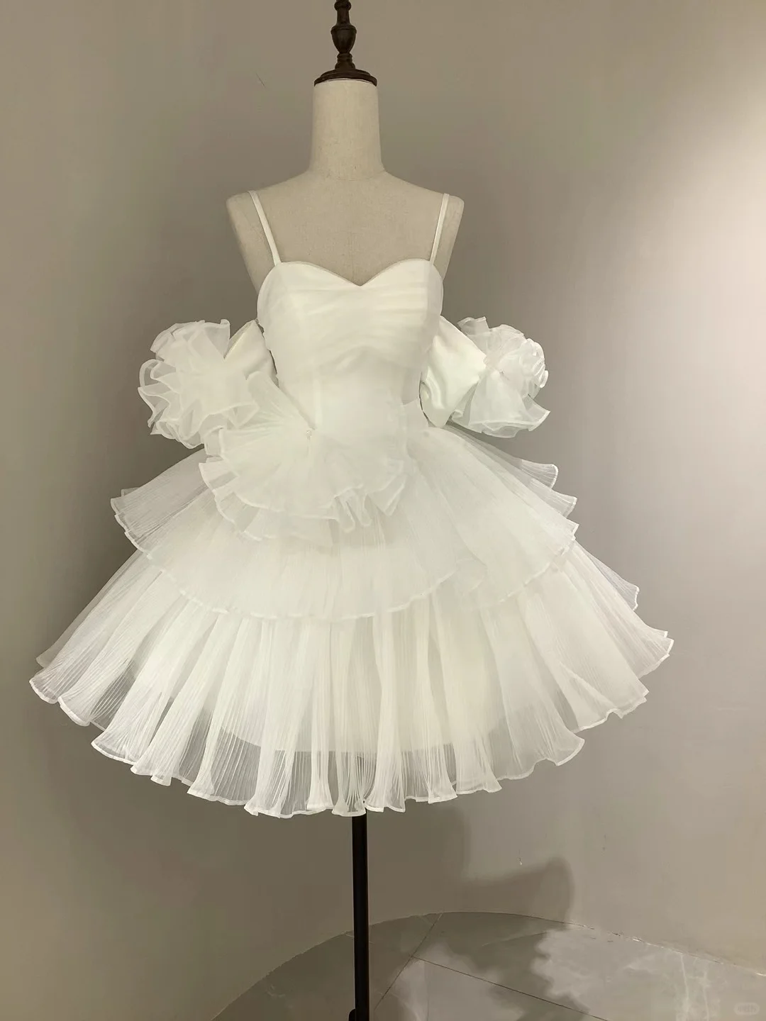 Pretty A Line Spaghetti Straps Tulle Short Homecoming Dress 18th Birthday Outfits C4462