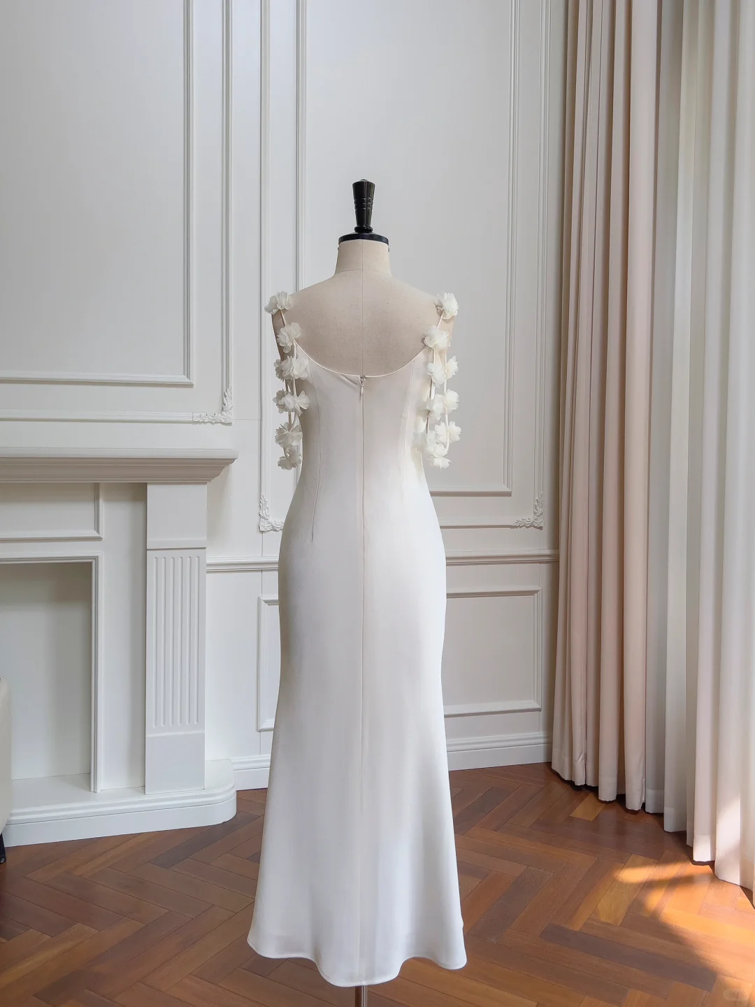 Elegant Mermaid Spaghetti Straps Satin Long Wedding Dresses C4477