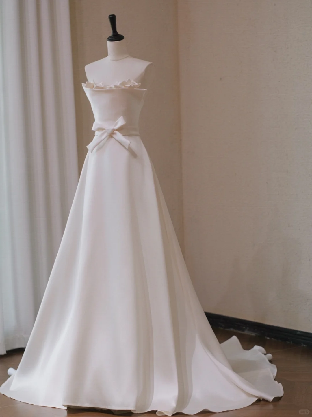 Chic A Line Strapless Satin With Bow Long Wedding Dresses C4480