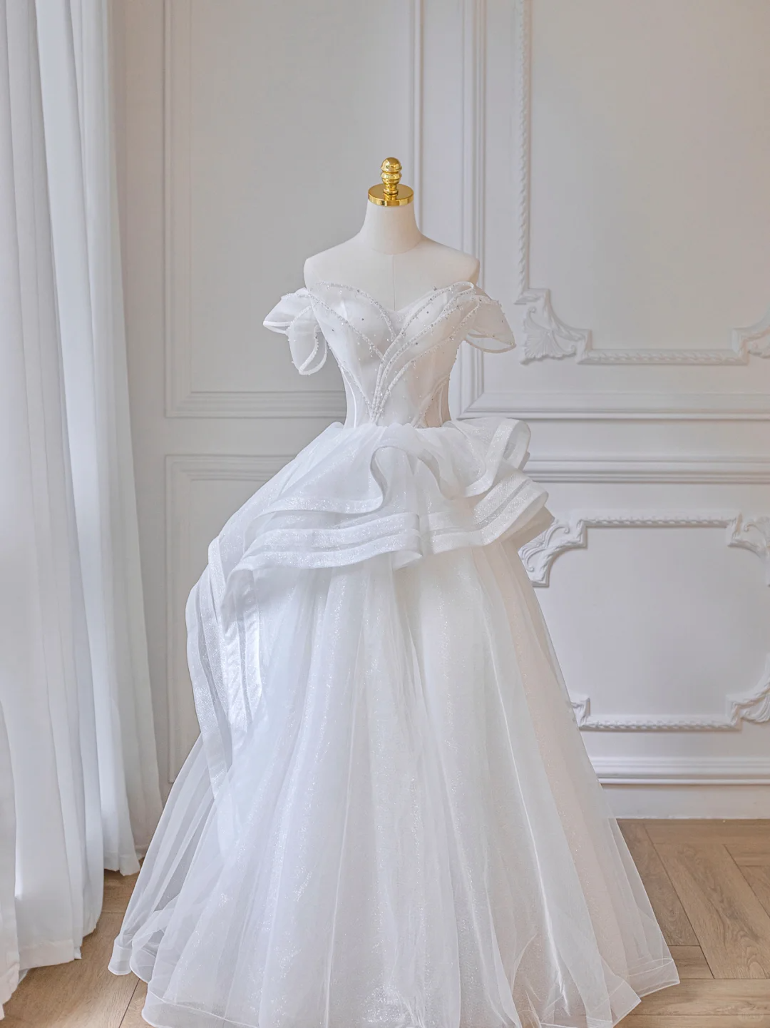 Timeless Ball Gown Off The Shoulder Tulle Sequin Long Wedding Dresses C4538