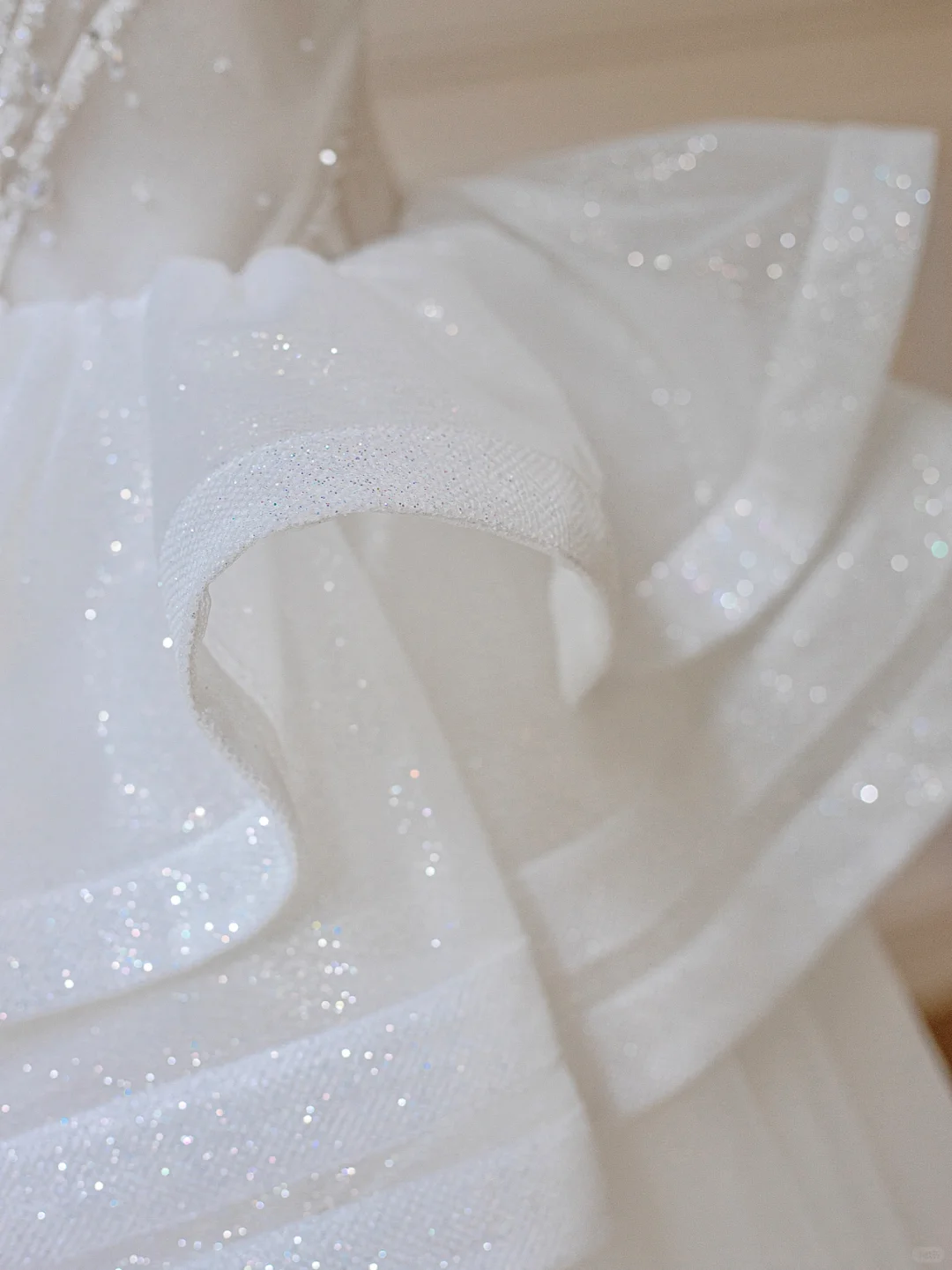 Timeless Ball Gown Off The Shoulder Tulle Sequin Long Wedding Dresses C4538