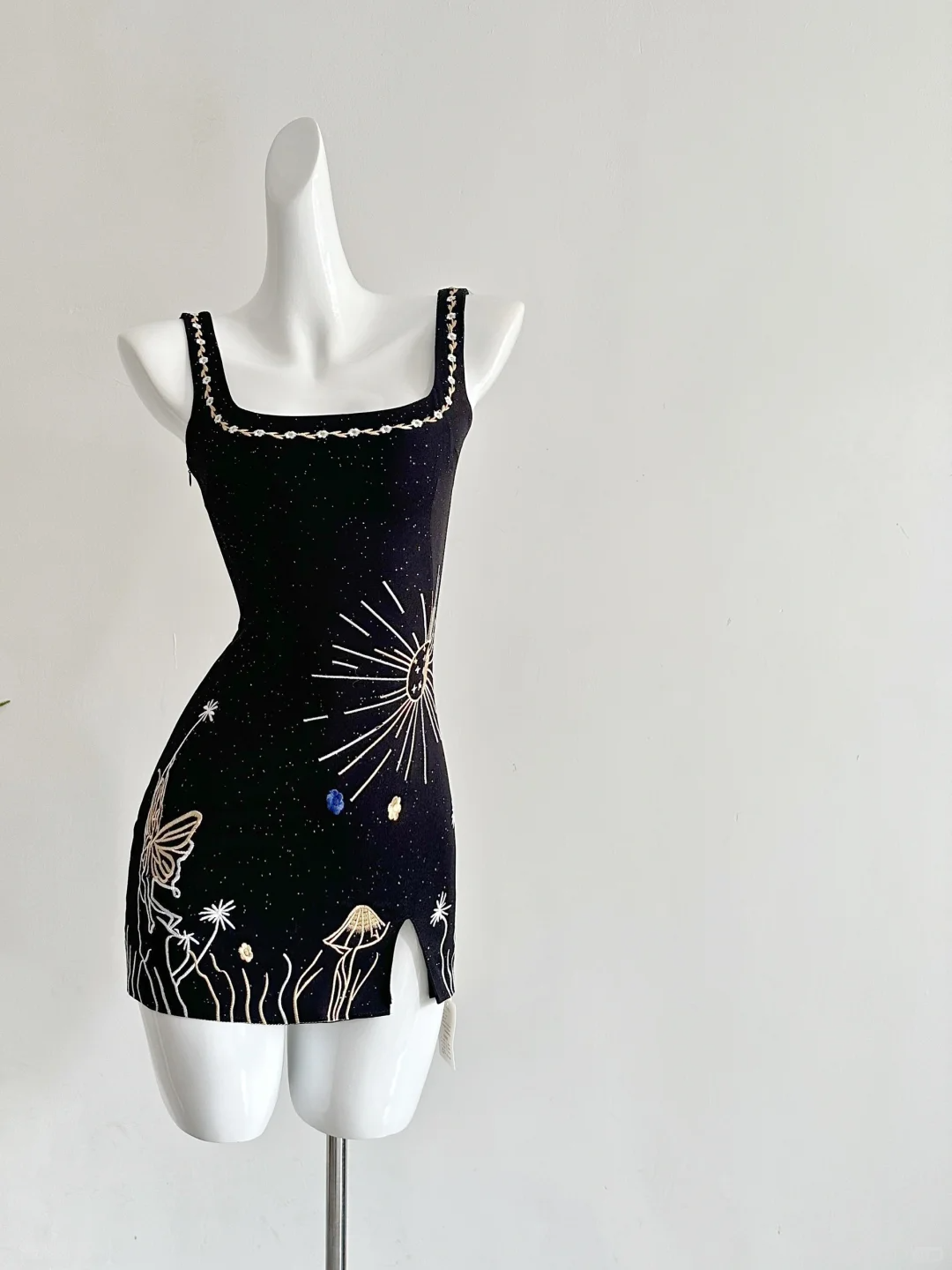 Charming Mermaid Square Satin Sequin Beads Short Homecoming Dress 22th Birthday Outfits C4596