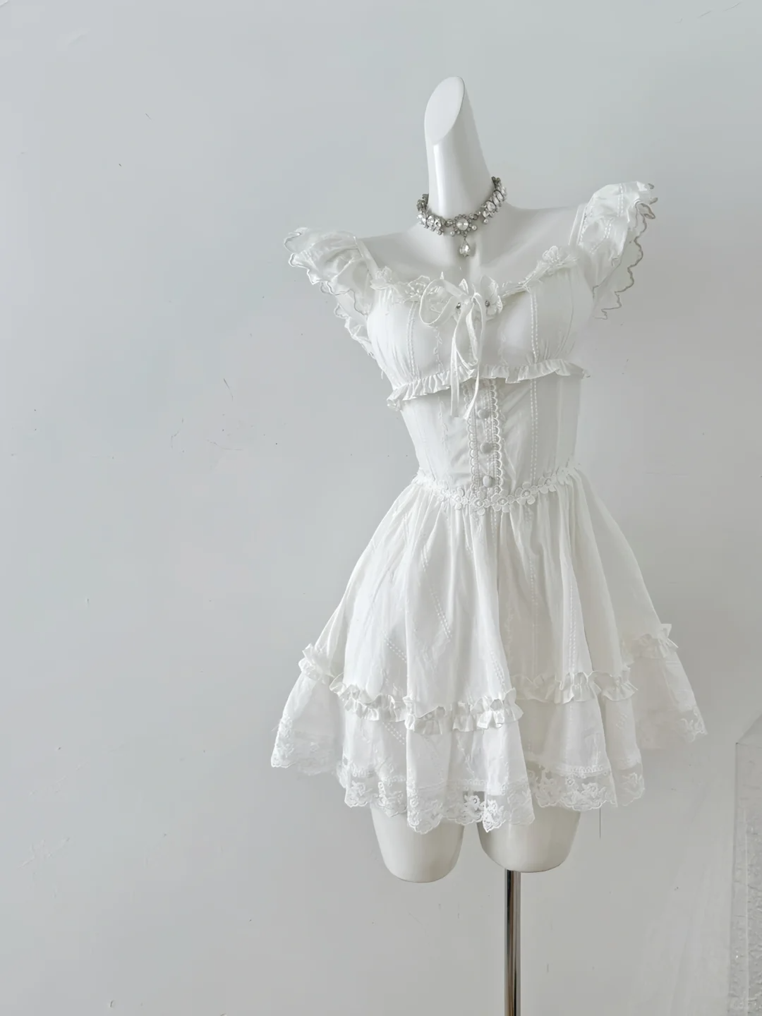 Sweet 16th White A Line Sweetheart Satin Short Homecoming Dress Birthday Outfits C4597