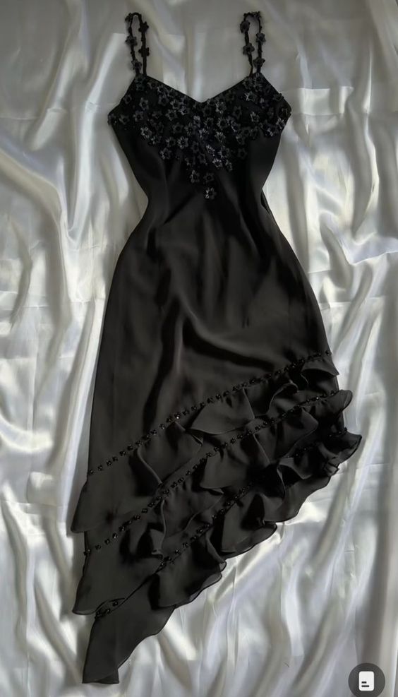 Pretty A Line Spaghetti Straps Black Chiffon Applique Beads Short Homecoming Dress 19th Birthday Outfits C4621