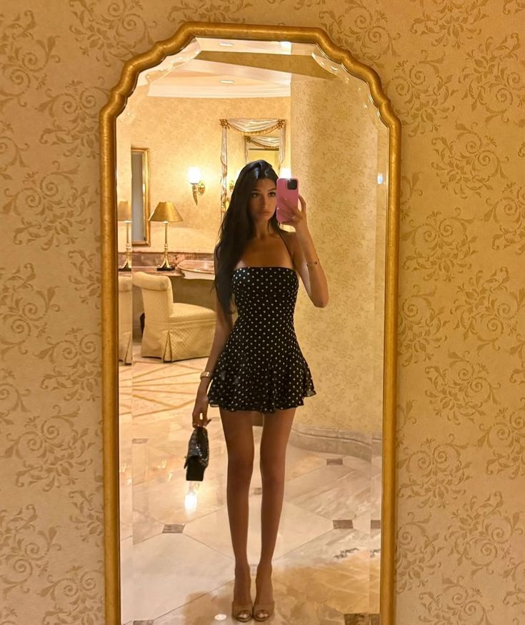 Chic A Line Halter Satin Short Homecoming Dress 20th Birthday Outfits C4686