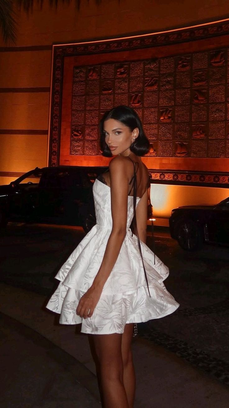 Unique A Line Spaghetti Straps Satin Short Homecoming Dress 20th Birthday Outfits C4778