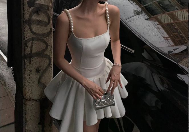 Pretty A Line Spaghetti Straps Satin Beads Short Homecoming Dress 16th Birthday Outfits C4805