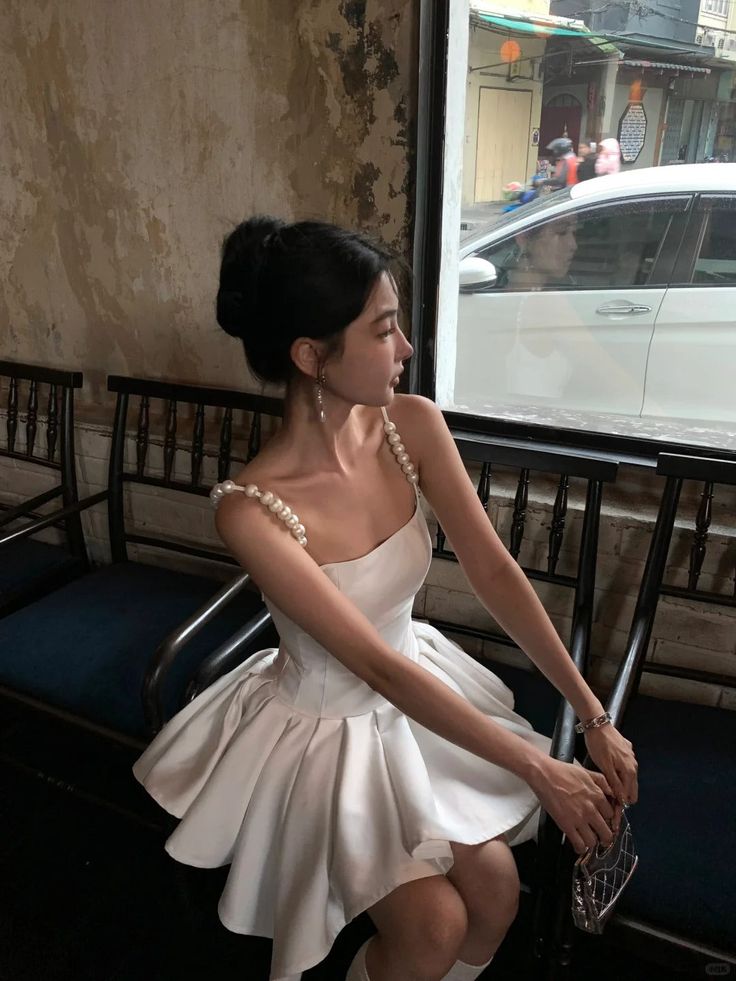 Pretty A Line Spaghetti Straps Satin Beads Short Homecoming Dress 16th Birthday Outfits C4805