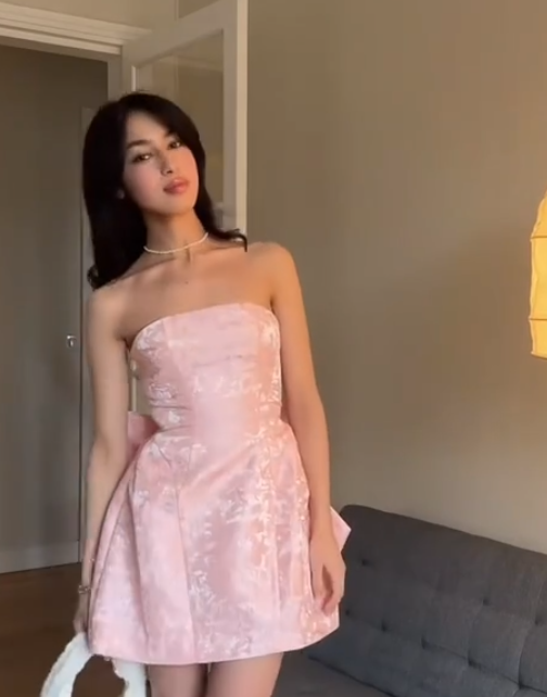 Chic Pink A Line Strapless Satin Back With Bow Short Homecoming Dress 19th Birthday Outfits C4808