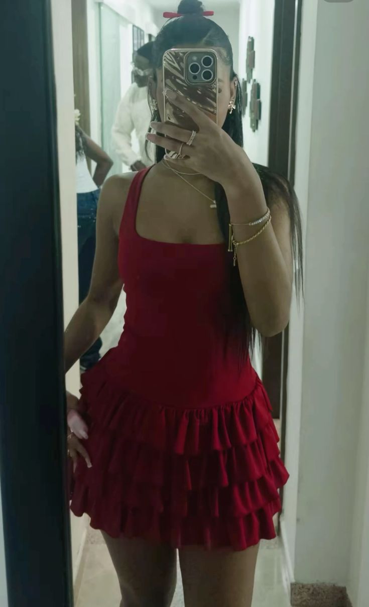 Burgundy A Line Halter Satin Tiered Short Homecoming Dress 17th Birthday Outfits C4948