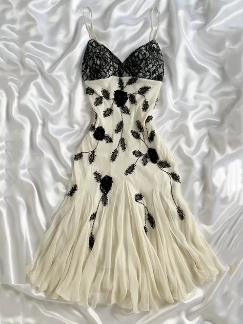 Unique A Line Spaghetti Straps Chiffon Lace Short Homecoming Dress 19th Birthday Outfits C5052