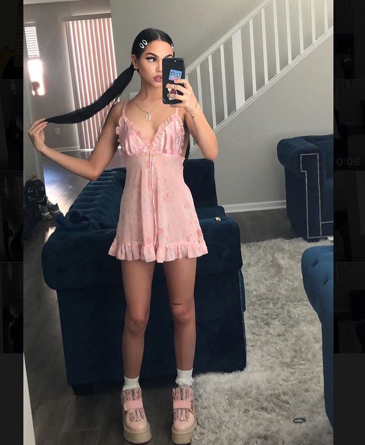 Sexy A Line Pink Spaghetti Straps Satin Chiffon Printed Short Homecoming Dress 19th Birthday Outfits C5064