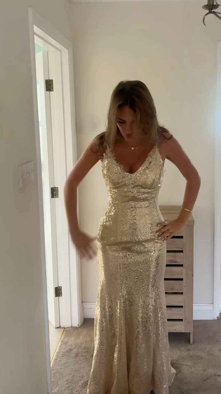 Glitter Mermaid Spaghetti Straps Sequin Long Prom Dresses Formal Dress C5110