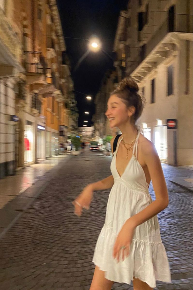 Elegant Halter A Line Satin Short Homecoming Dress 19th Birthday Outfits C5178