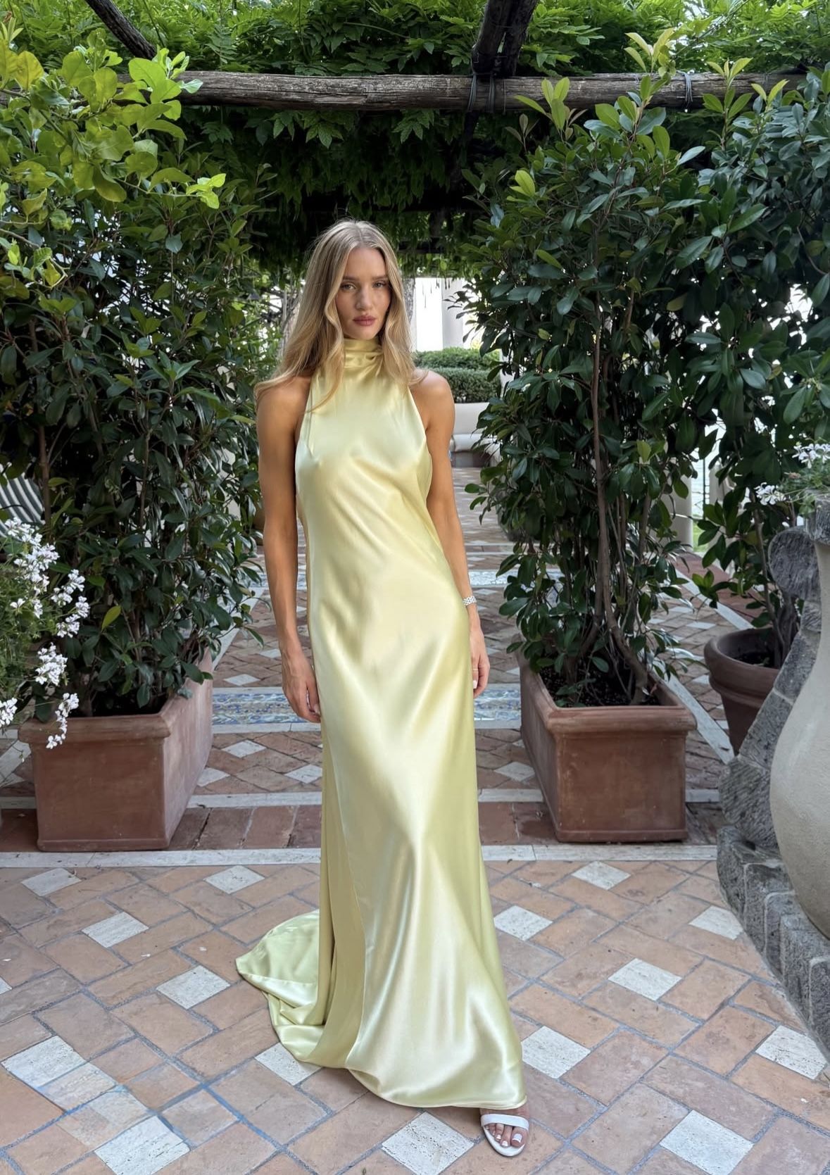 Unique Mermaid Pastel Yellow Halter Satin Backless Long Prom Dresses Formal Dress C5212