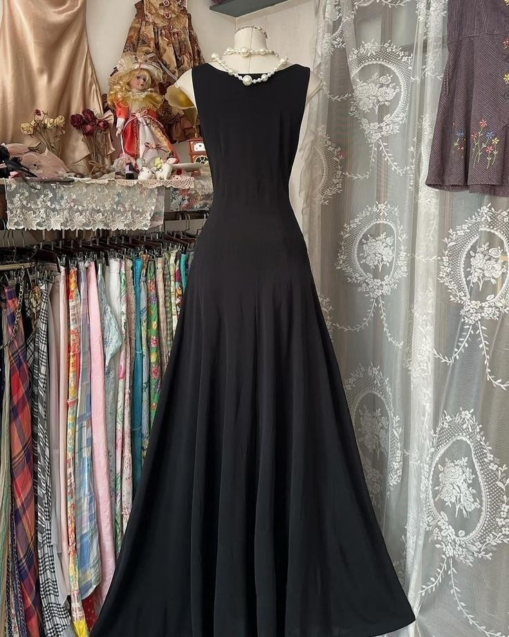 Modest A Line V Neck Black Satin Long Prom Dresses Formal Dress C5266