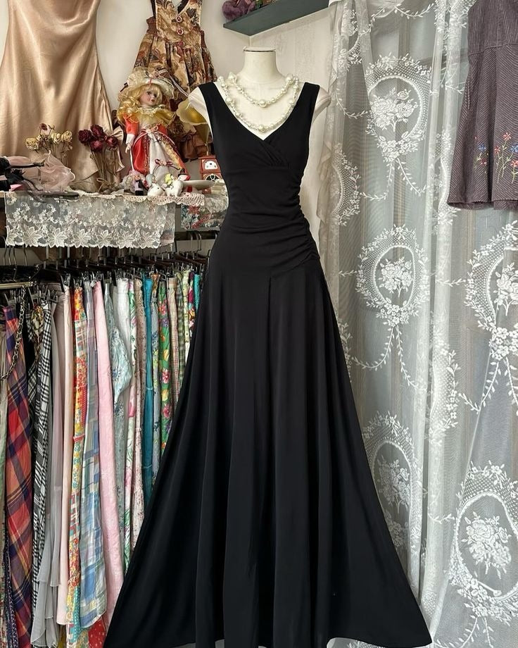 Modest A Line V Neck Black Satin Long Prom Dresses Formal Dress C5266