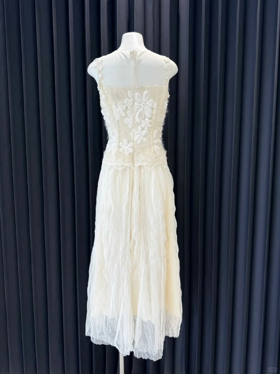 Unique A Line Satin Tulle Lace Applique Long Prom Dresses Formal Dress C5364