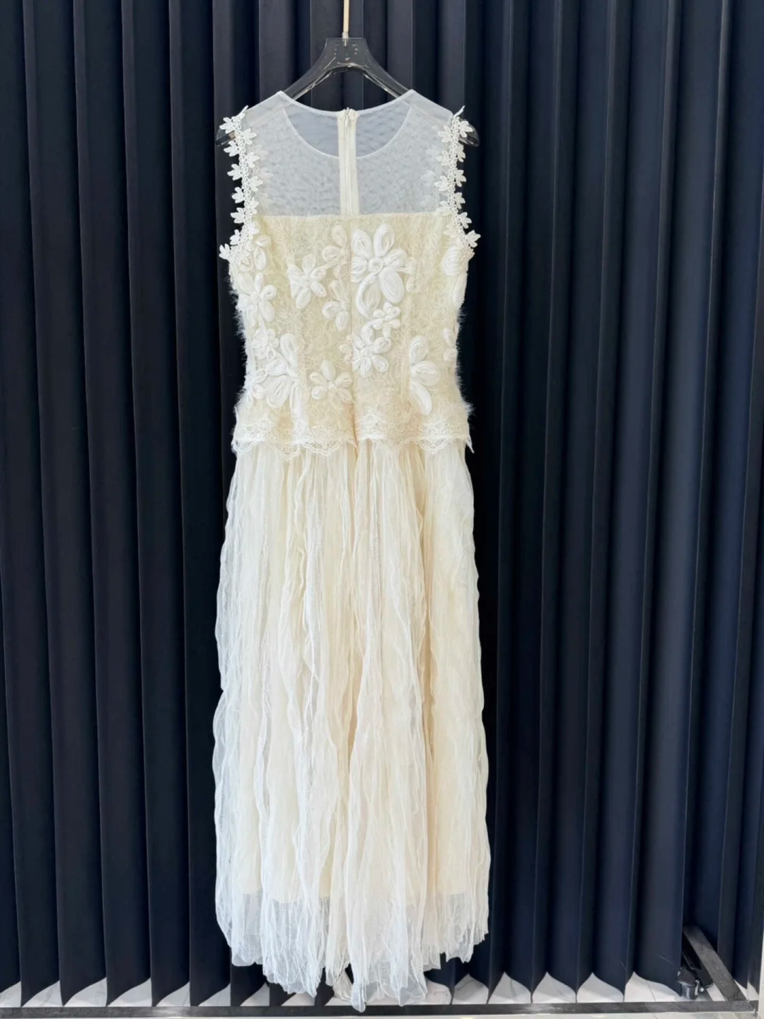Unique A Line Satin Tulle Lace Applique Long Prom Dresses Formal Dress C5364