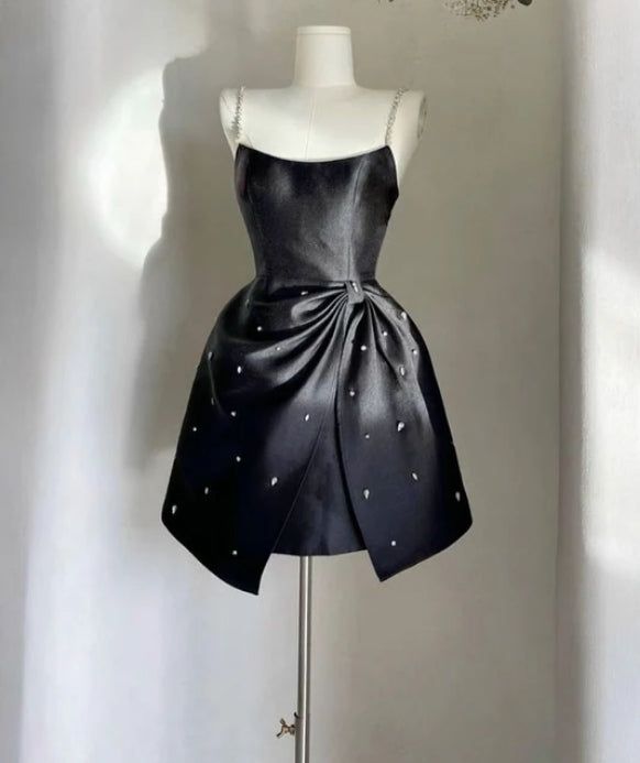 Cute A Line Spaghetti Straps Black Satin Beads Short Homecoming Dress 18th Birthday Outfits C5390