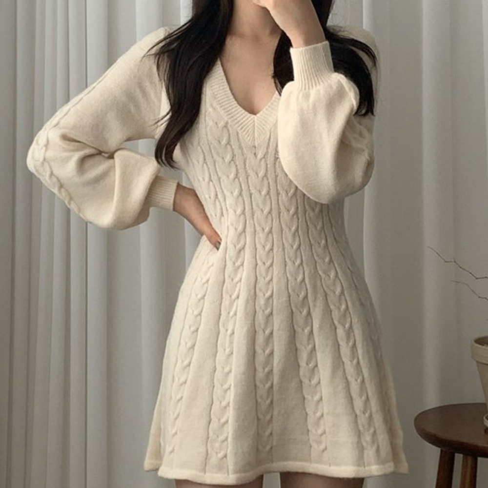 Marta Statement Women's Short Dress with Long Sleeves and V Neck Occasion Edit