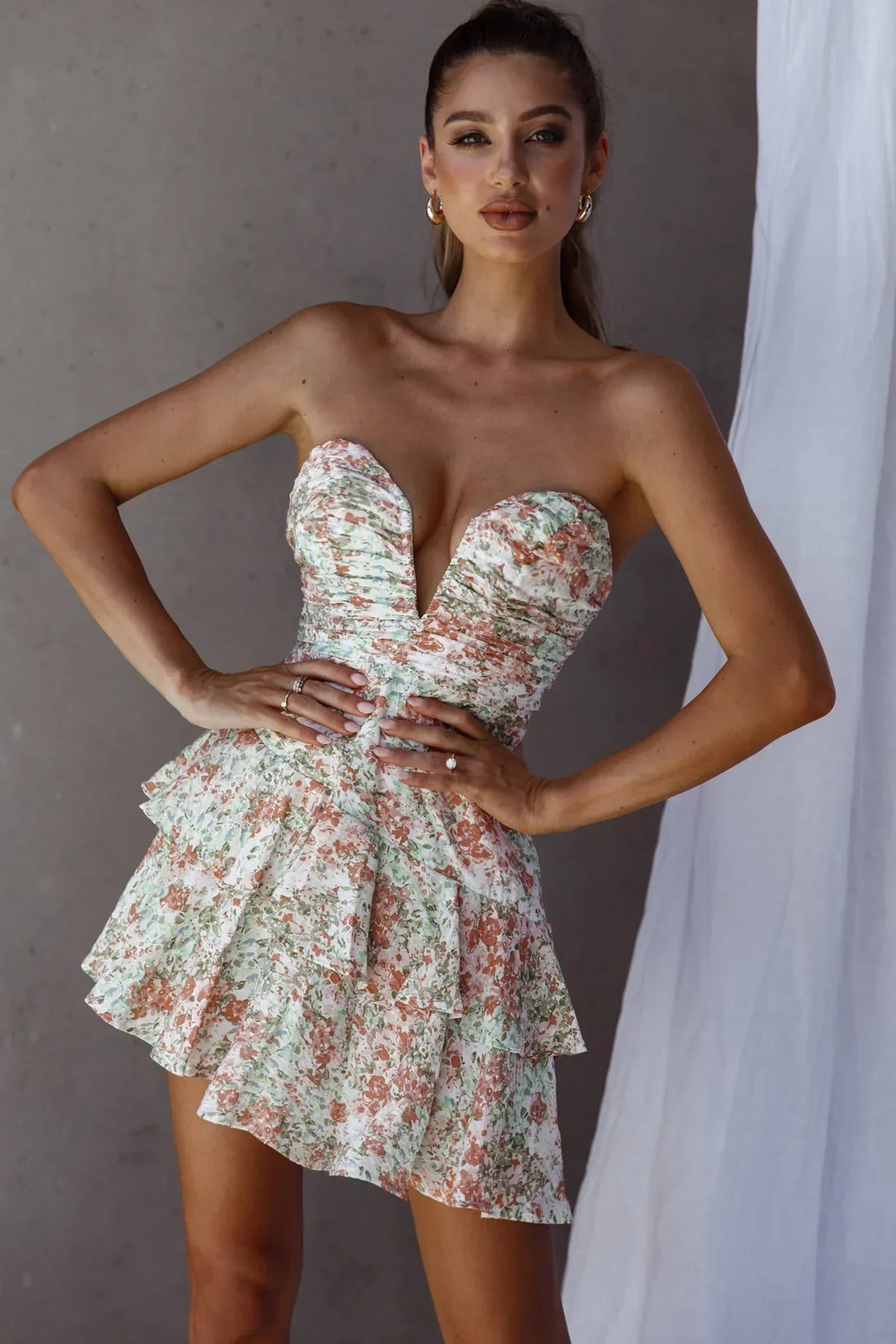 Floral Print Strapless Plunge Sweetheart Tiered Ruffle Mini Dress
