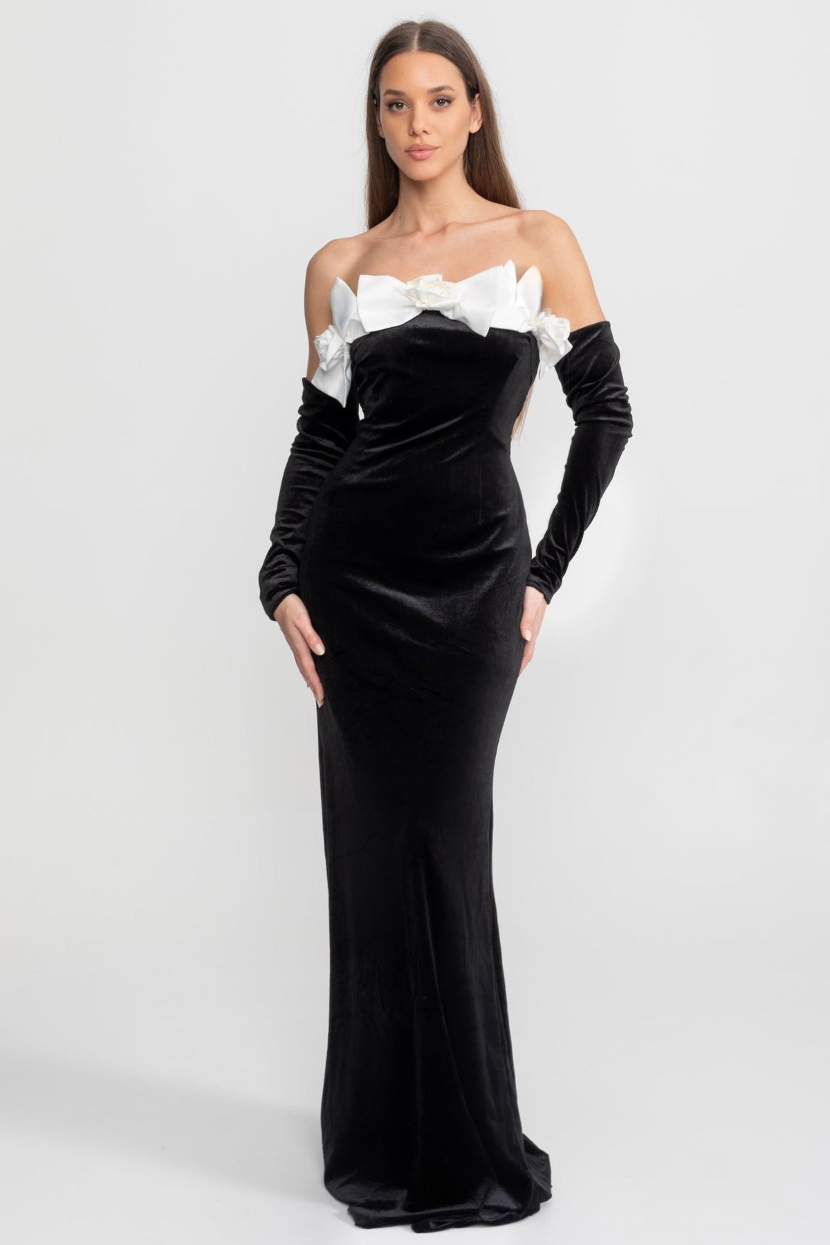 Velvet Strapless Contrast Bow Detached Sleeve Mermaid Maxi Gown 2