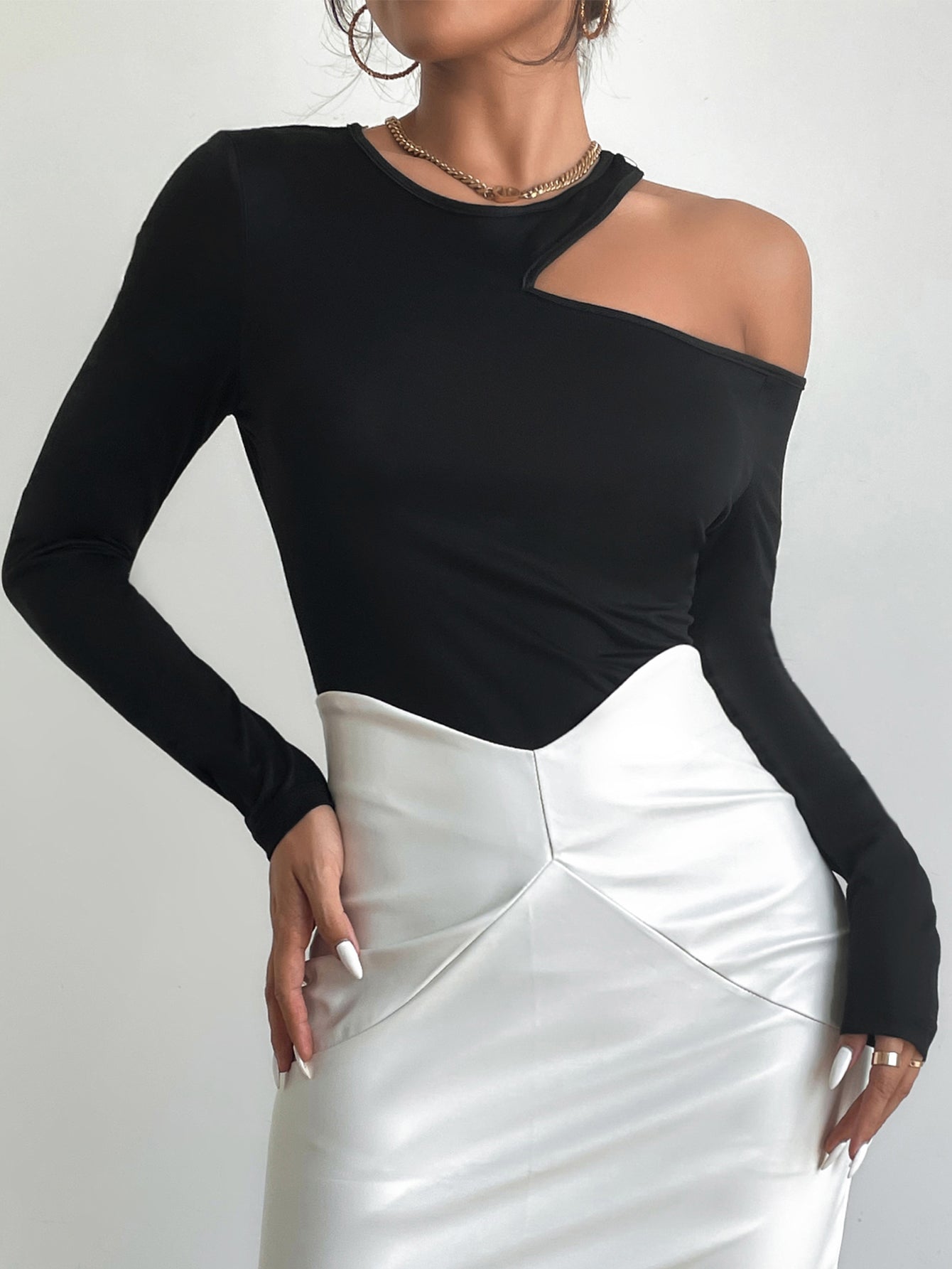 Cutout Shoulder Bodycon Top
