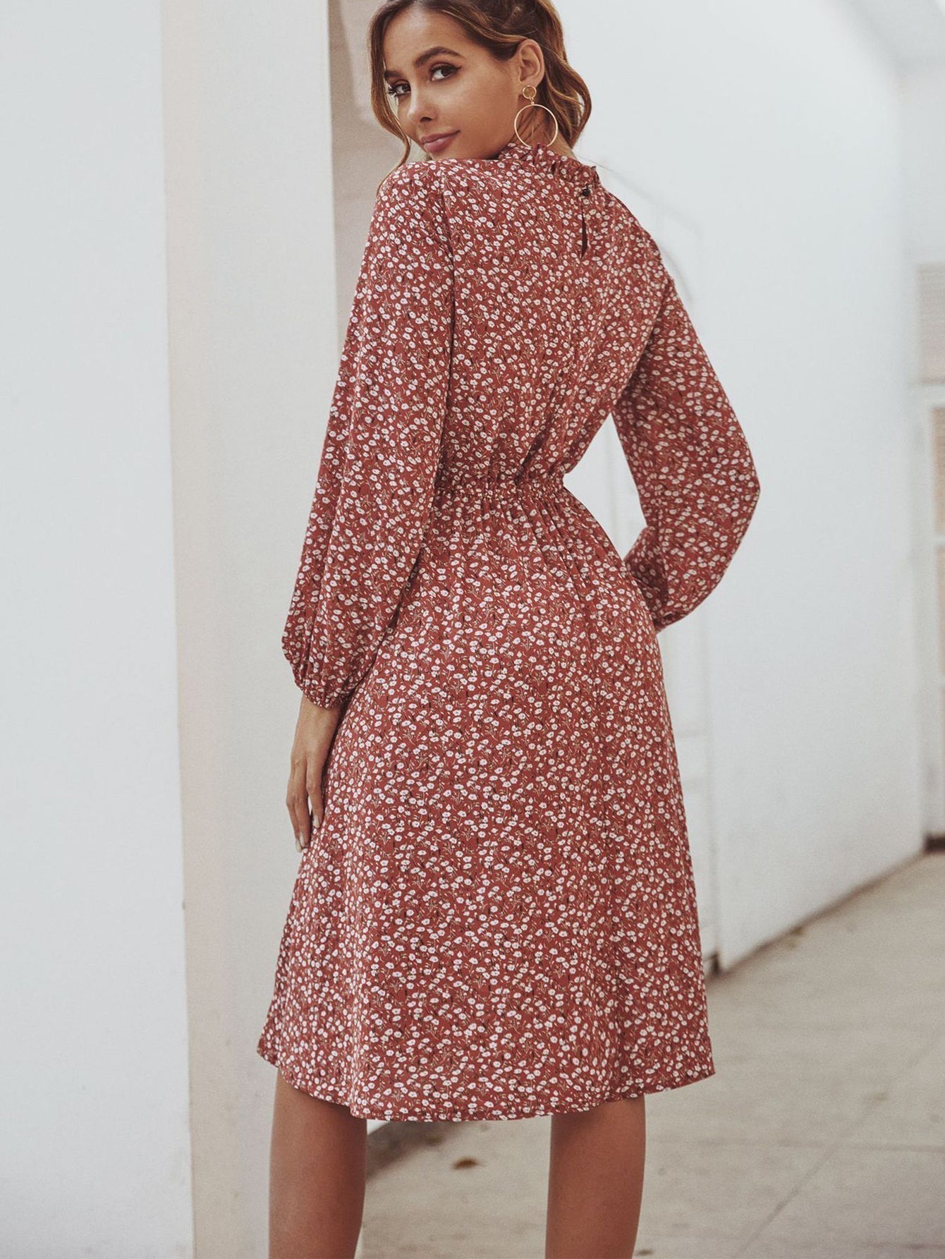 Disty Floral Mock Neck Elastic Wasit Dress