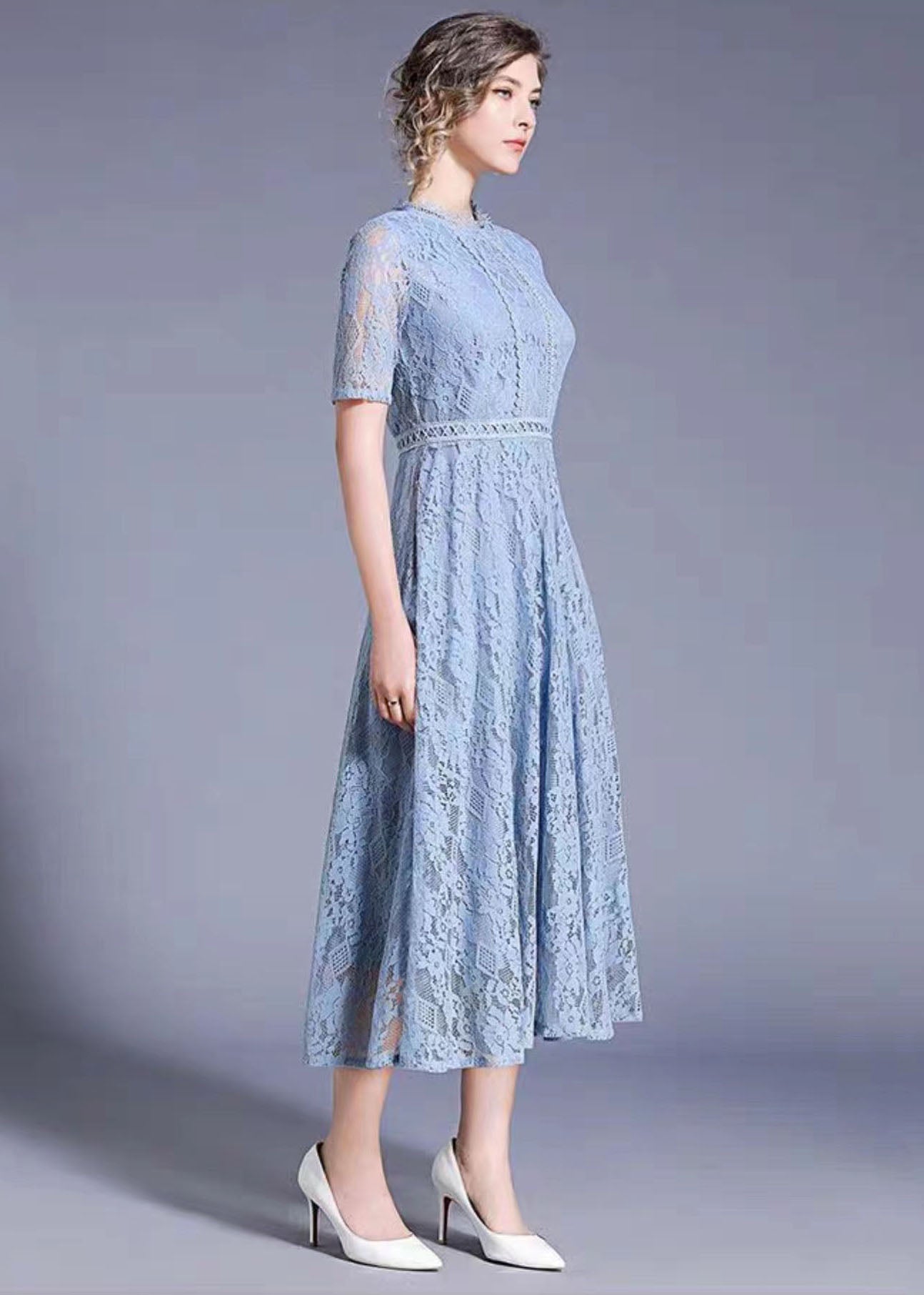 Lace Diamond Pattern Crew Neck Short Sleeve Fitted Waist A-Line Midi Dress