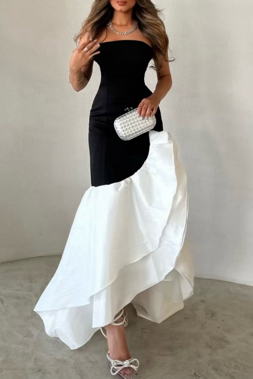 Elegant Black and White Mermaid Strapless Long Formal Party Dress