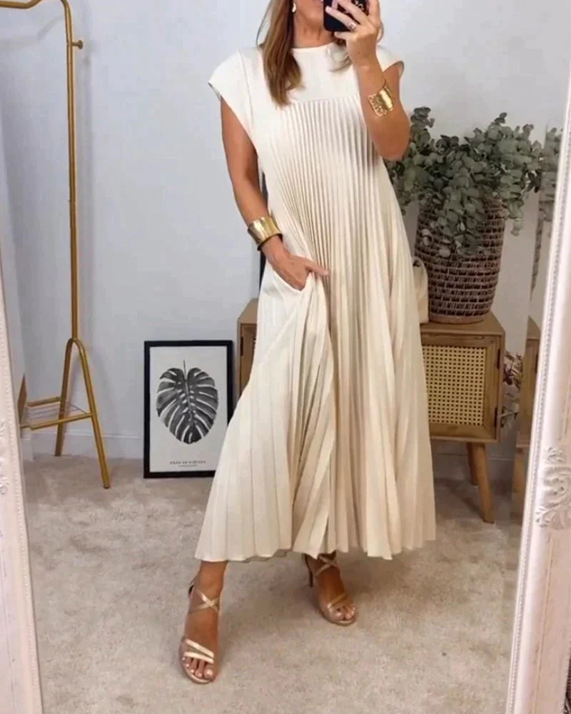 Simona Exclusive Sleeveless Dress with Pleats Evening Wear Edit