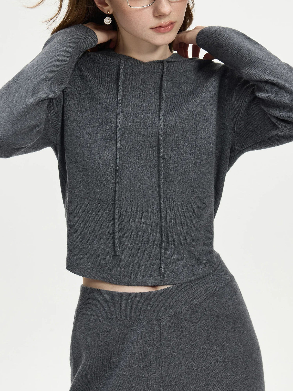 Hooded Drawstring Long Sleeve Cropped Knit Sweater 2