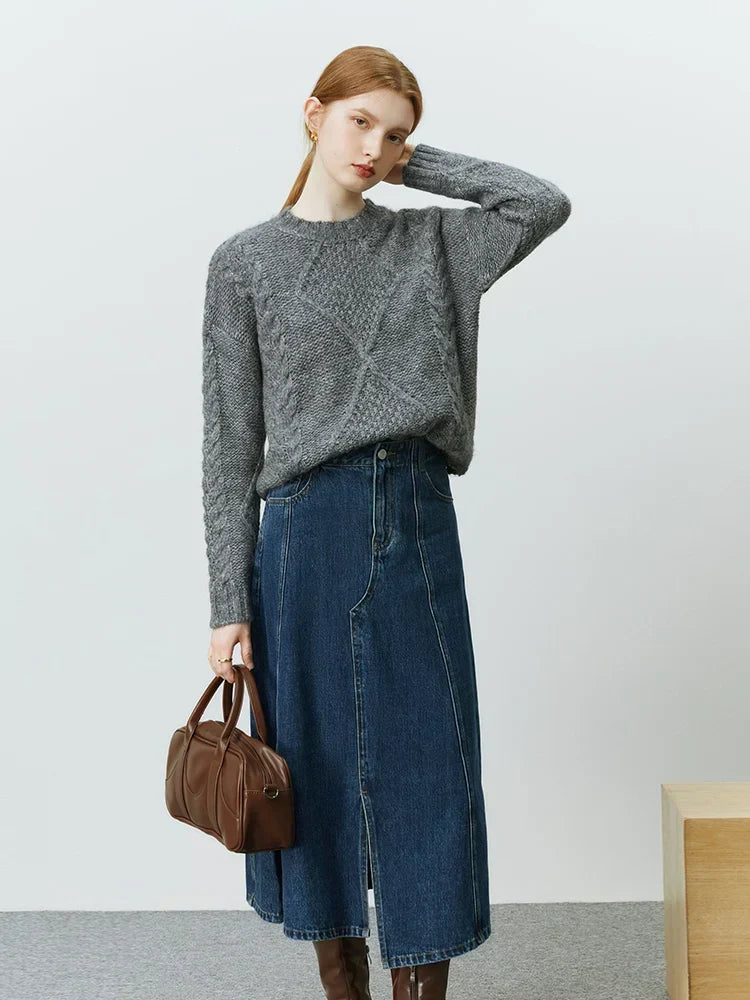Crew Neck Diamond Cable Knit Long Sleeve Pullover Sweater
