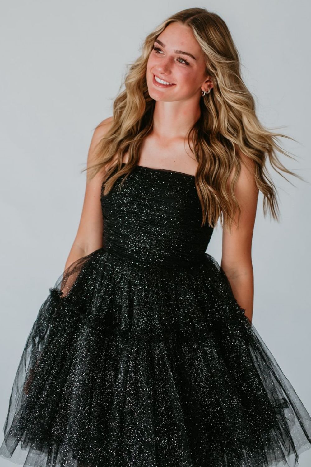 Glitter Black A-Line Spaghetti Straps Lace Up Short Tulle Homecoming Dress