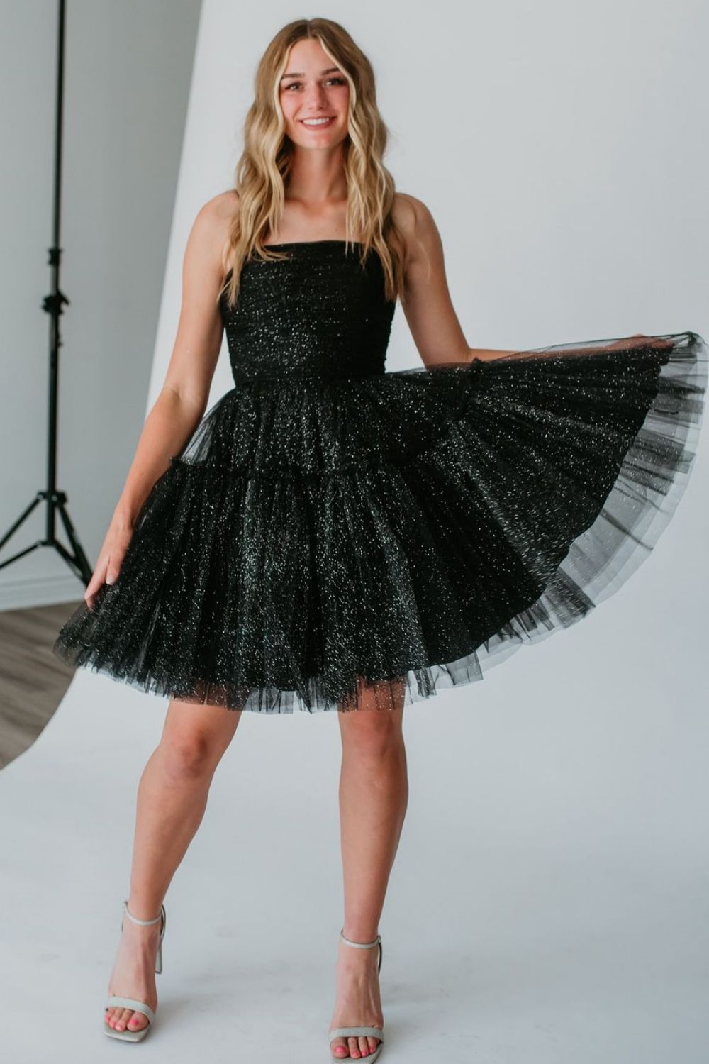 Glitter Black A-Line Spaghetti Straps Lace Up Short Tulle Homecoming Dress