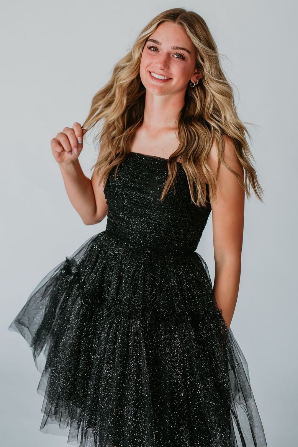 Glitter Black A-Line Spaghetti Straps Lace Up Short Tulle Homecoming Dress