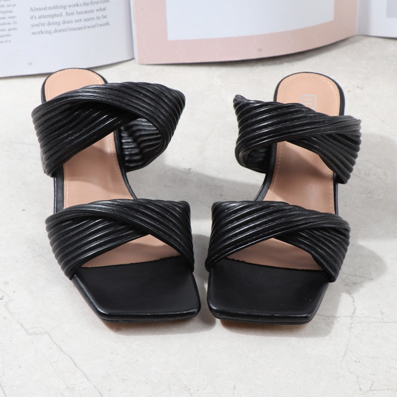 Beautiful Pretend Pump Sandals