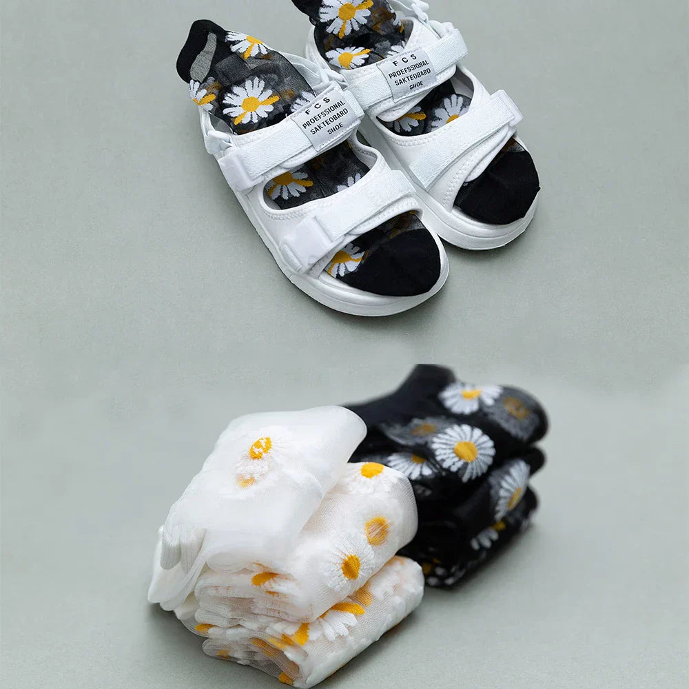 A Bloomy Summer Socks