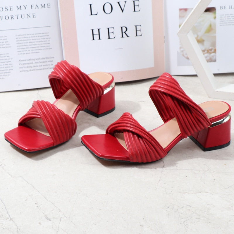 Beautiful Pretend Pump Sandals