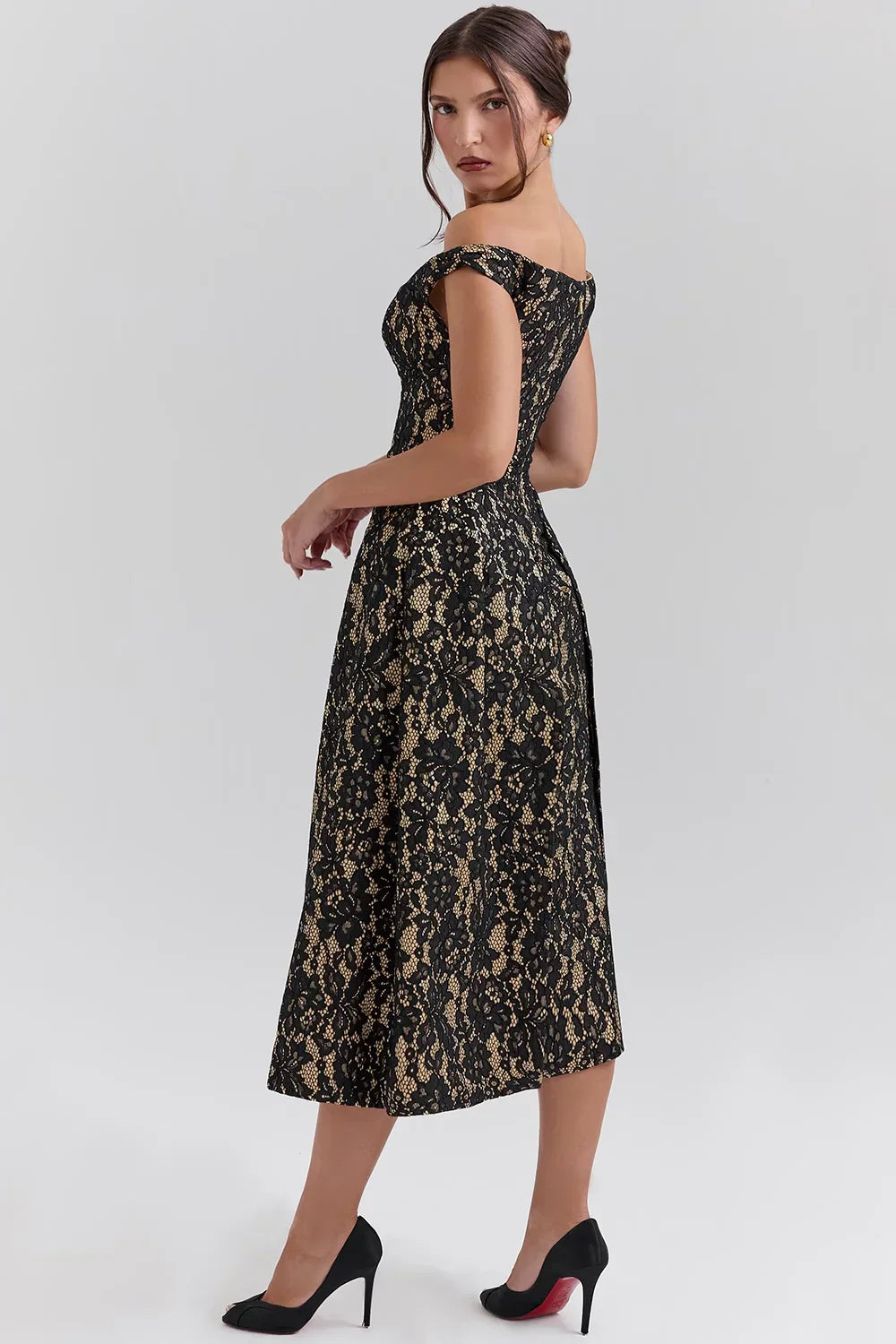 Sexy off-the-Shoulder Slim Lace Pattern Dress