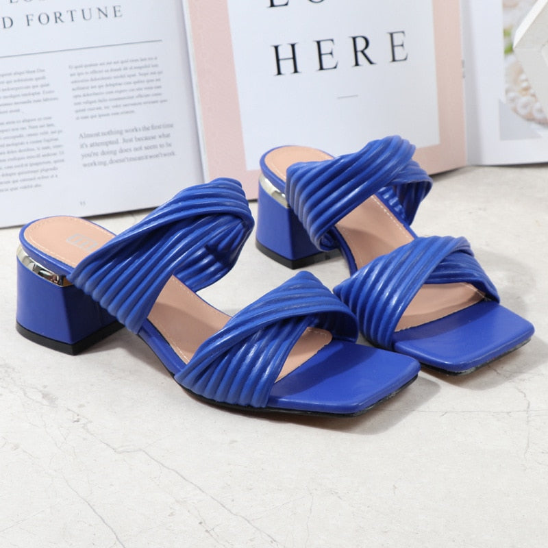 Beautiful Pretend Pump Sandals