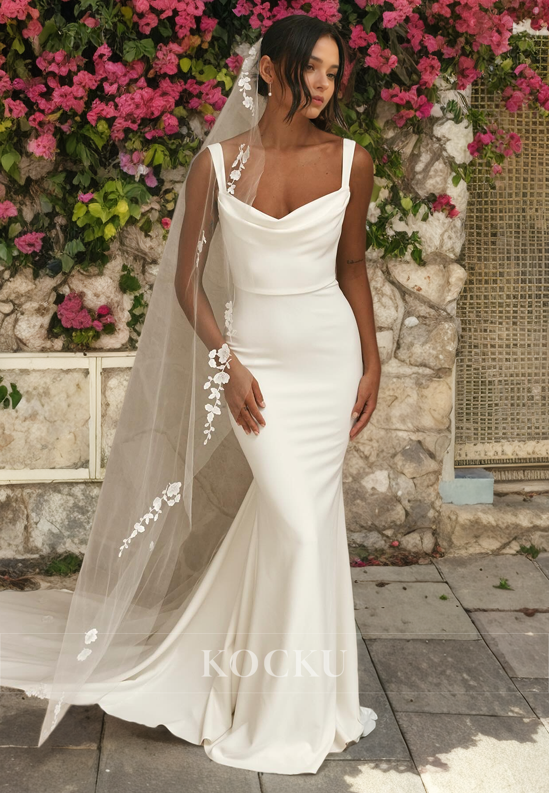Simple & Casual Straps Sweetheart Mermaid Backless Wedding Dress with Train Bridal Gowns
