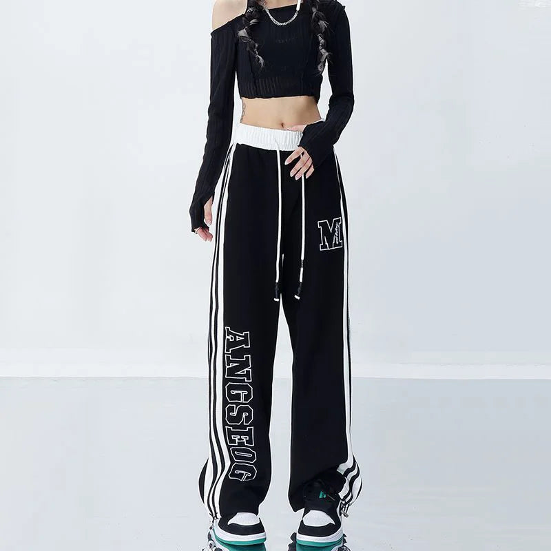 Side Stripe Letter Print Drawstring Waist Loose Jogger Pants 3