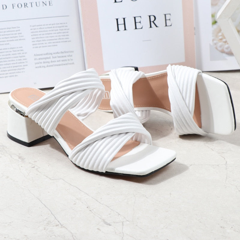 Beautiful Pretend Pump Sandals