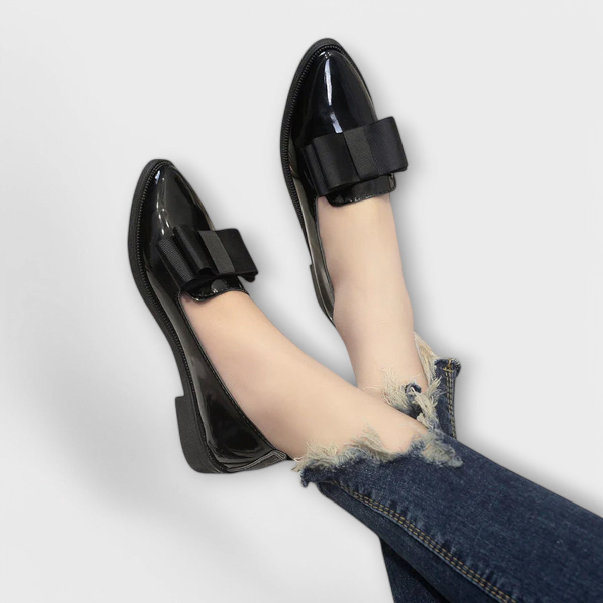 Pointed Toe Bow Flat Loafers